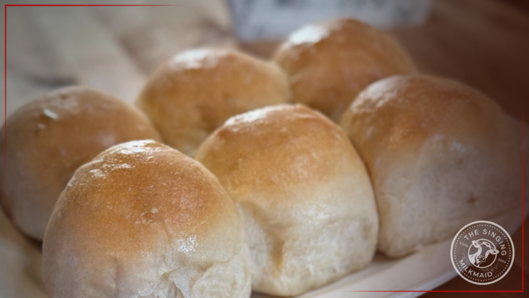 Gran’s Dinner Rolls (For a Crowd)